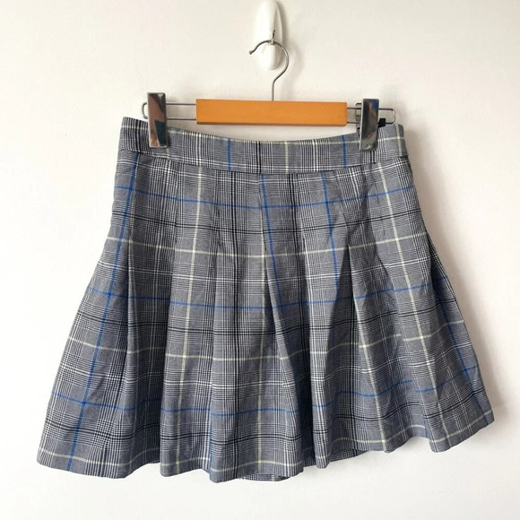 Aritzia Sunday Best Olive Pleated Tennis Skirt Grey Blue Plaid Check Size 6 - Picture 7 of 10